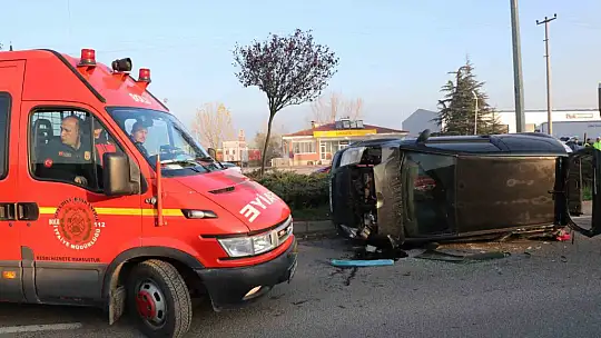 Bolu'da kontrolden çıkan otomobil devrildi: 1 yaralı