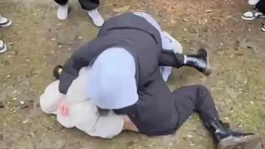Bolu'da liseli kızı acımasızca darp ettiler