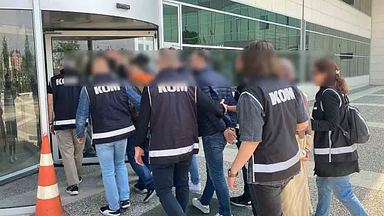 Bolu'da Maydonoz Döner'e FETÖ operasyonu: 6 gözaltı