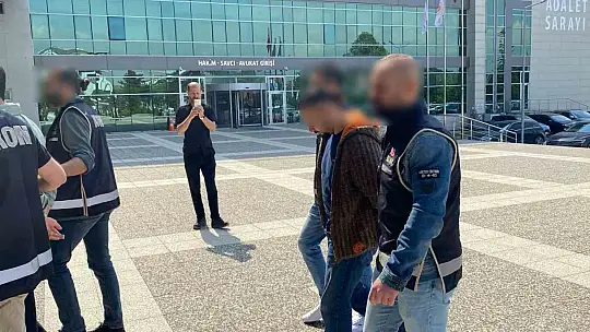 Bolu'da Maydonoz Döner'e FETÖ operasyonu: 6 gözaltı