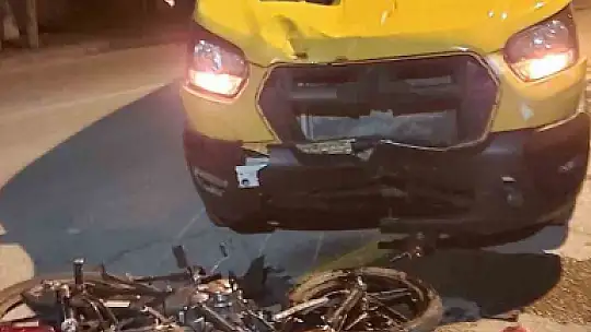 Motosiklet ile panelvan çarpıştı: 1 yaralı