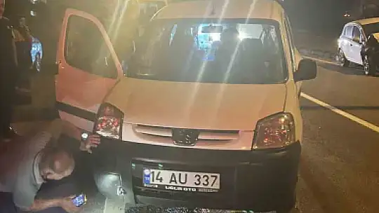 Bolu'da otomobil ile hafif ticari araç çarpıştı: 2 yaralı