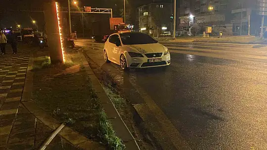 Bolu'da otomobil ile motosiklet çarpıştı: 1 yaralı