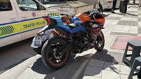 Bolu'da otomobil ile motosiklet çarpıştı: 2 hafif yaralı
