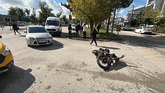 Bolu'da otomobille motosiklet çarpıştı: 1 yaralı