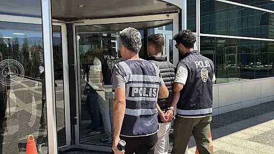 Bolu'da silahlı kavga şüphelileri adliyeye sevk edildi