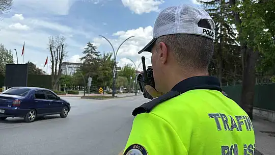 Bolu'da sinyal vermeyen sürücülere ceza yağdı