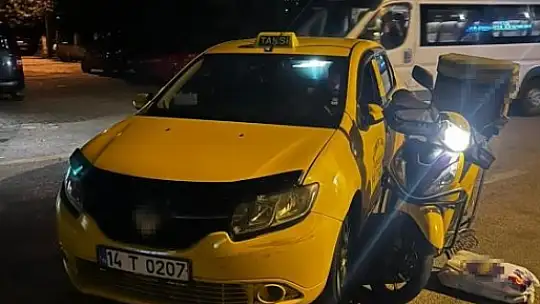 Bolu'da taksi ile motokurye çarpıştı: 1 yaralı