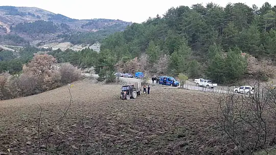 Bolu'da traktör devrildi: 1 ölü, 1 yaralı