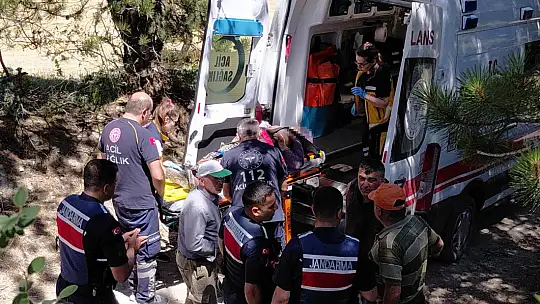 Bolu'da traktörden düşen 2 kişi yaralandı