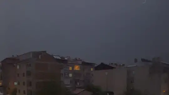 Bolu'da yıldırım düşme anları korku filmlerini aratmadı