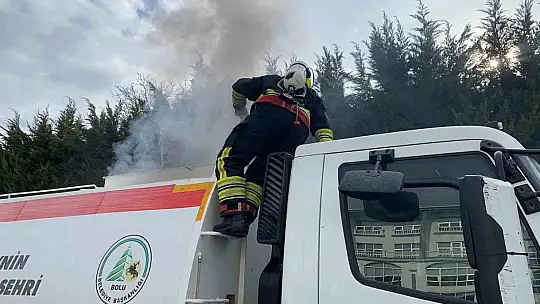 Bolu'da yol süpürme aracında yangın çıktı