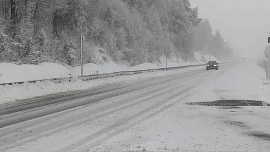 Bolu Dağı'nda aralıklarla etkili oluyor