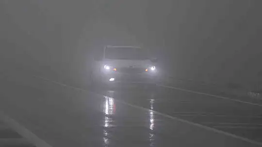 Bolu Dağı'nda göz gözü görmüyor: Görüş mesafesi 25 metreye düştü