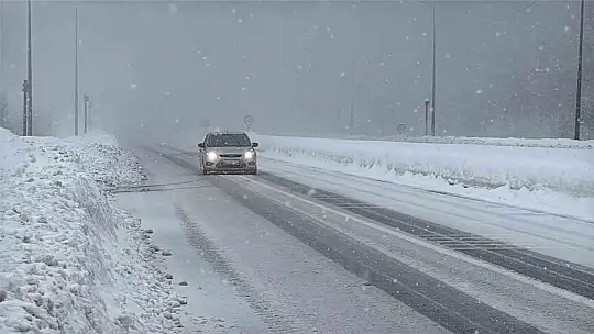 Bolu Dağı'nda kar yağışı yeniden başladı