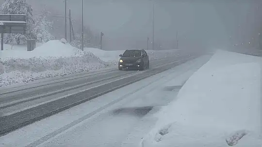 Bolu Dağı'nda kar yağışı yeniden başladı