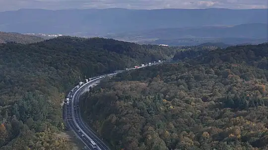 Bolu Dağı Tüneli'nde yapılan çalışmalar kara yolundaki trafiği artırdı