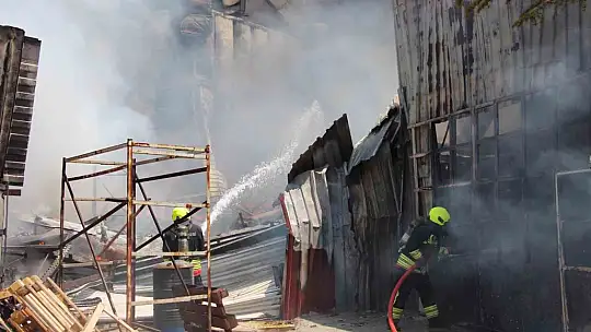 Bolu'daki fabrika yangını kontrol altına alındı