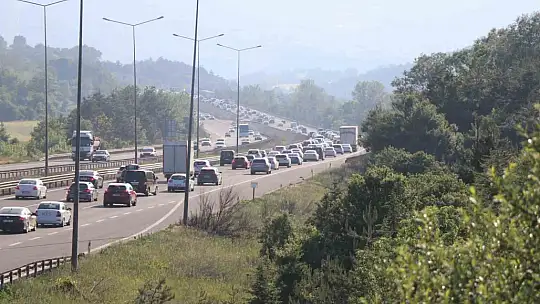 Bolu geçişinde yoğun trafik