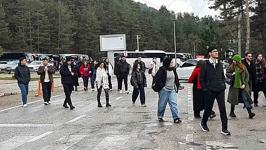 Bolu'nun doğa harikası Abant Gölü'ne ziyaretçi akını