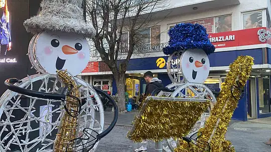 Bolu'nun en işlek meydanı ışıl ışıl oldu