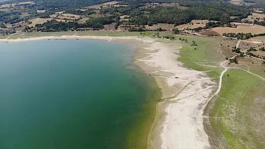 Bolu'nun içme suyunun karşılandığı göl, alarm veriyor: Su seviyesi yüzde 30 düştü