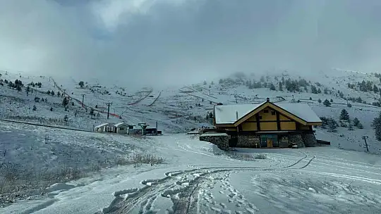 Bolu'nun yüksekleri beyaza büründü