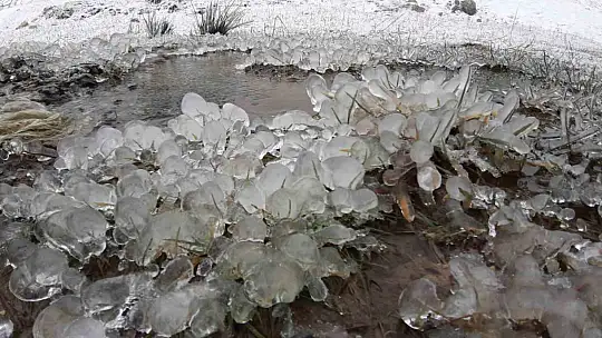 Bolu'nun yükseklerinde kar kalınlığı 5 santimetreye ulaştı