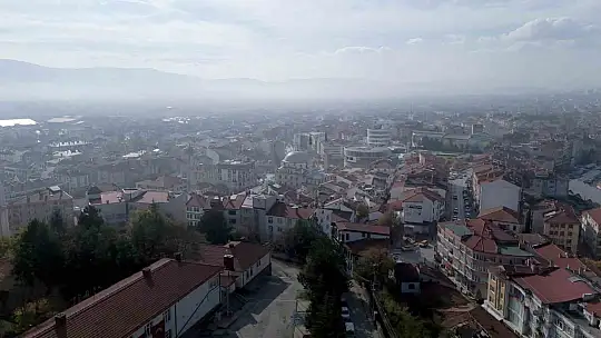 Bolu'yu sis tabakası kapladı