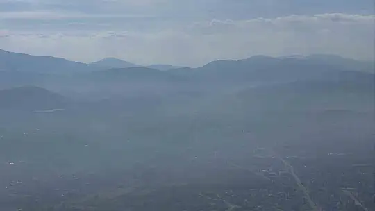 Bolu'yu sis tabakası kapladı