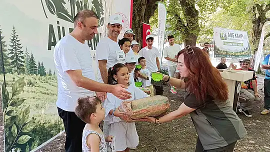 Bolulu Elif bebek ilk kampını Bartın'da yaptı