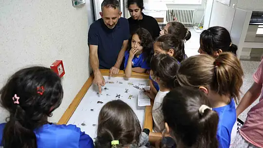 Botanik bahçesi öğrencilerin ilgisini çekti