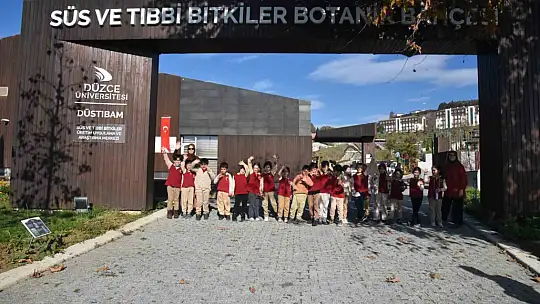 Botanik Bahçesini minikler gezdi