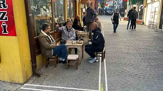 Boyalı çizgiyi geçmek yasak