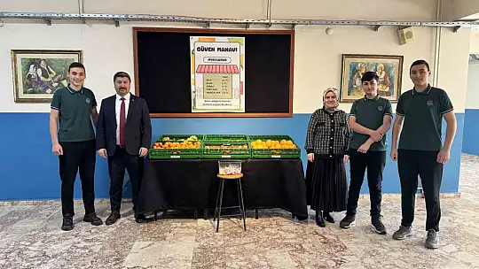 Bu okulda manav var, görevli yok