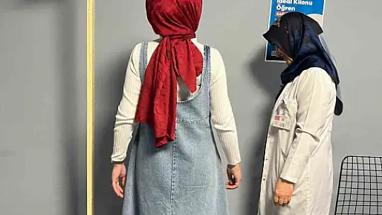 Bu sefer öğrencilerin boyunu ve kilosunu ölçtüler