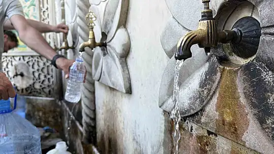 Bu su için şehir dışından geliyorlar
