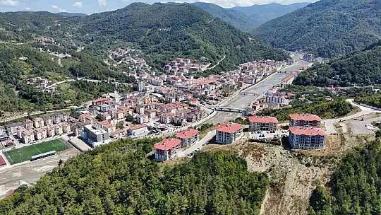 Büyük sel felaketinin 4'üncü yıl dönümü: Bir ilçe yeniden inşa edildi