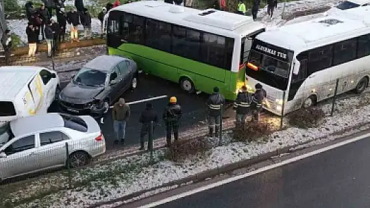Buzlanma zincirleme kazaya neden oldu