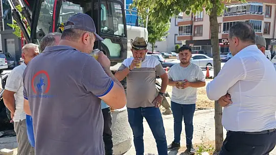 Çalışanlara sıcak havada serin bir mola