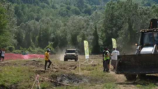 Off-Road tutkunları nefes kesti