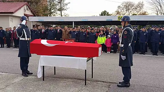 Çaycuma'da kalbine yenik düşen jandarma personeline son görev