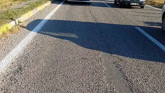 Çaycuma'da otomobil motosiklete çarptı 2 yaralı