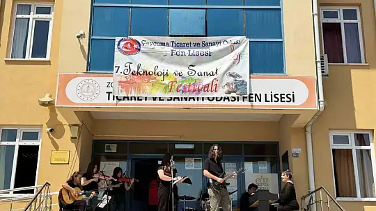 Çaycuma TSO Fen Lisesi'nde teknoloji ve sanat rüzgârı esti