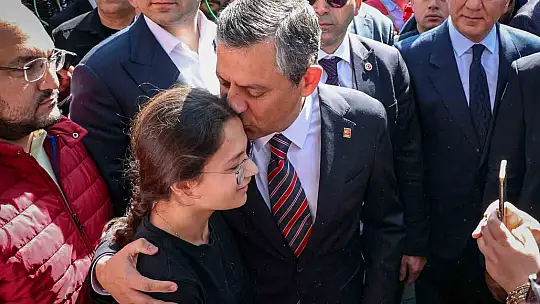CHP Genel Başkanı Özel: 'Türk ve Kürt kardeşliğini kararlılıkla savunmaya devam edeceğiz'