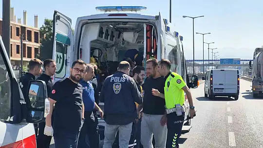 Çimento yüklü silobas otomobile çarptı: 2'si çocuk 7 kişi yaralı