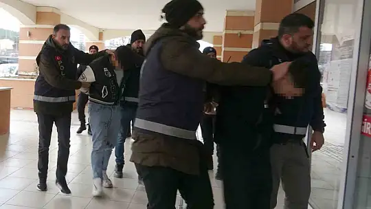 Cinayetle sonuçlanan kavganın sanıkları mahkemede aileye başsağlığı diledi