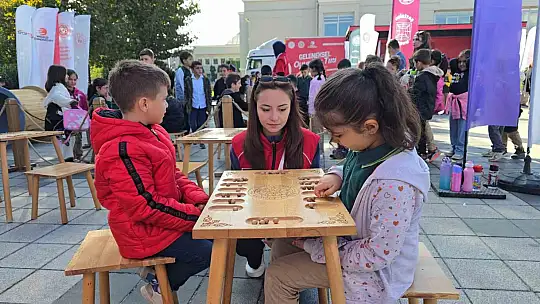 Çocuklar bu tır ile teknolojiden az da olsa uzaklaştılar
