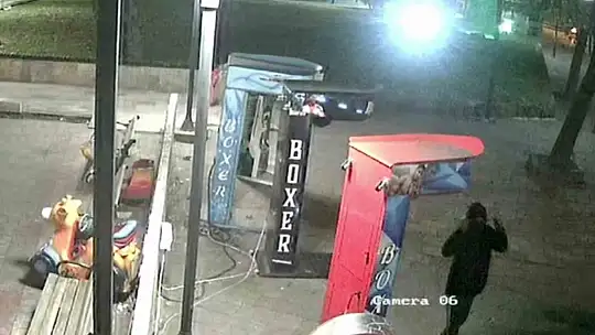 Çocuklar büfenin kilidini çözdü: İşletmeci isyan etti