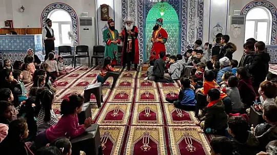 Çocukların camiye alışmasını sağlamak için çeşitli etkinlikler düzenlendi